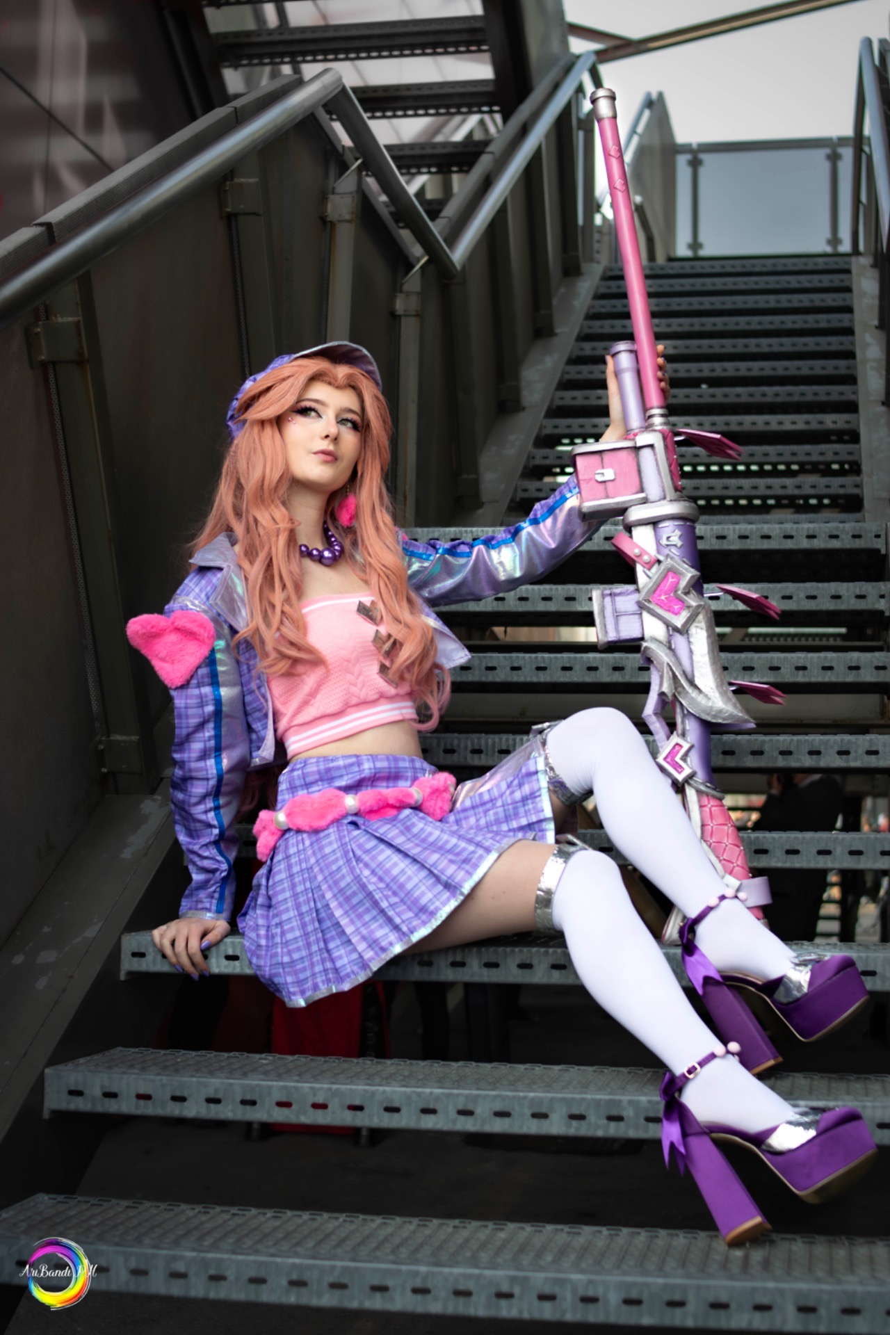 @liy_cosplay nella sua Caitlyn Batticuore.